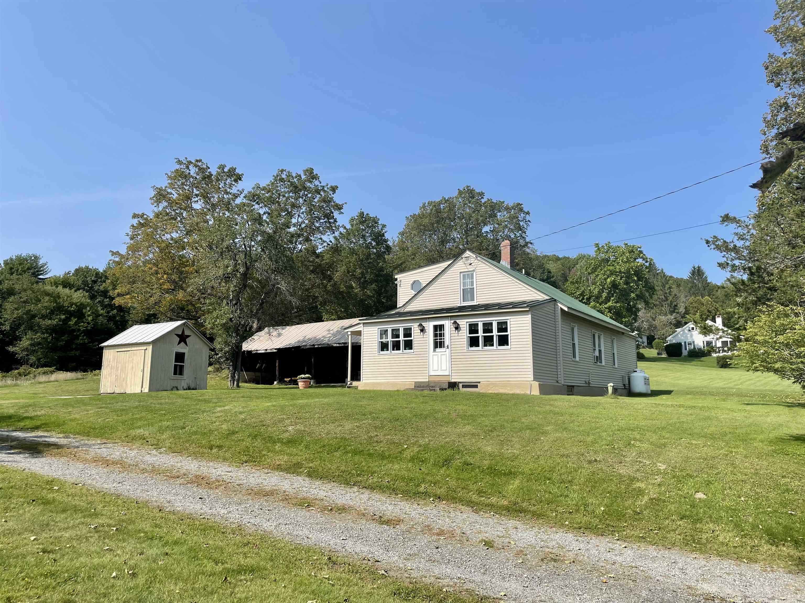 170 Eureka Road Springfield, VT 05156 - Photo 4 of 40
