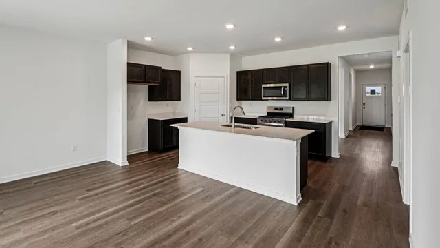 $429,990 | 2522 Redwood Trail, Wonder Lake, IL 60097