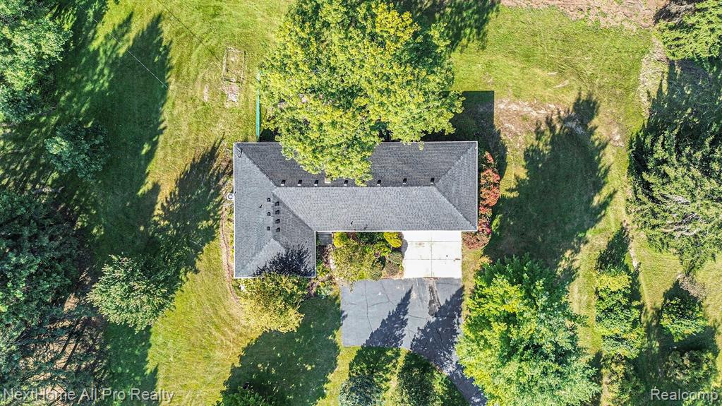 7195 Curtis Road Northville, MI 48168 - Photo 22 of 70