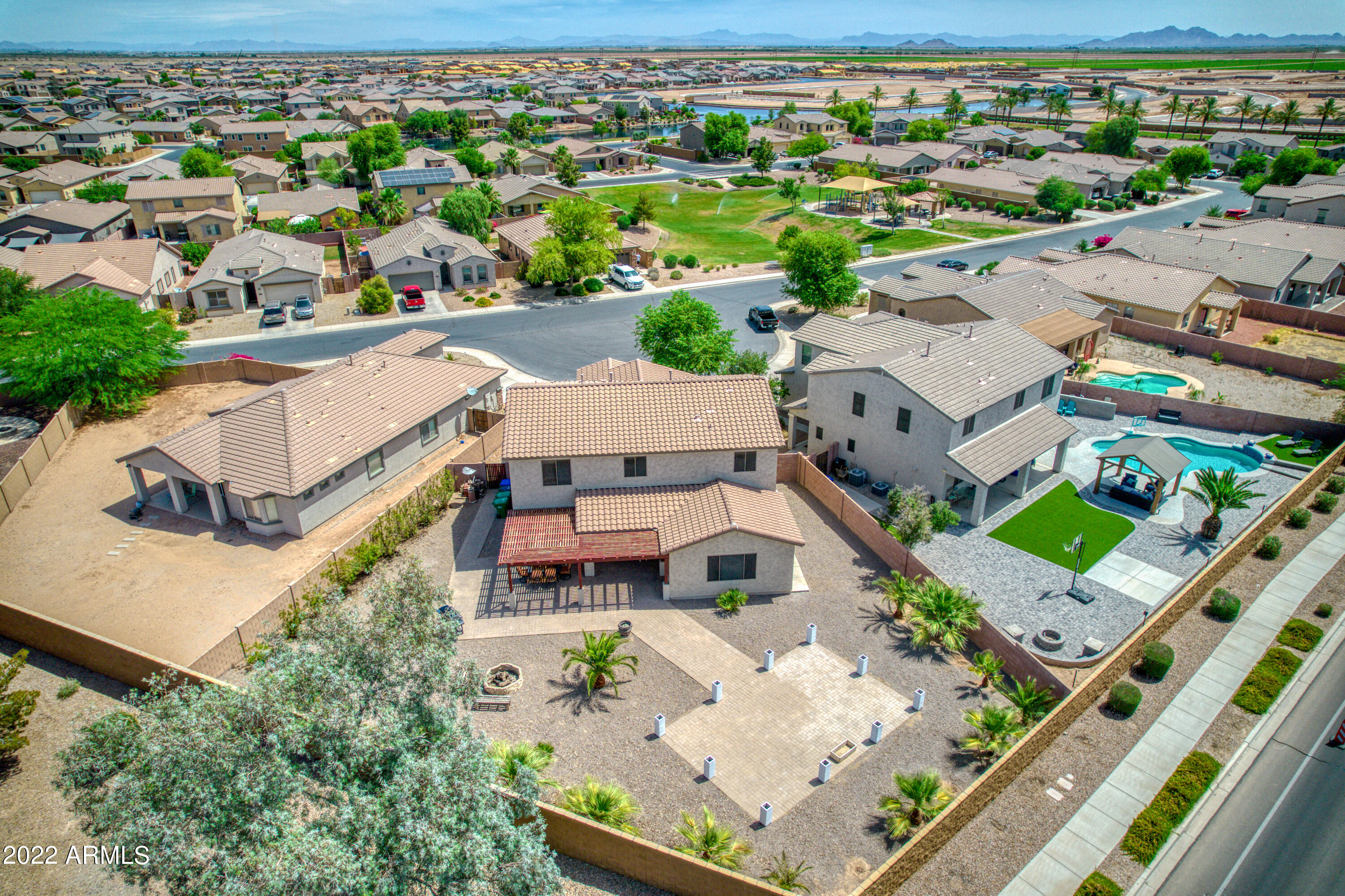 40887 West Colby Drive Maricopa, AZ 85138 - Photo 4 of 65 57