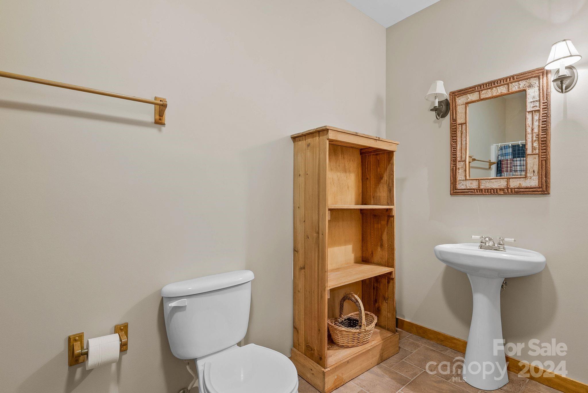 1288 Honeycutt Road Marion, NC 28752 - Photo 20 of 45 Gallery Image 20