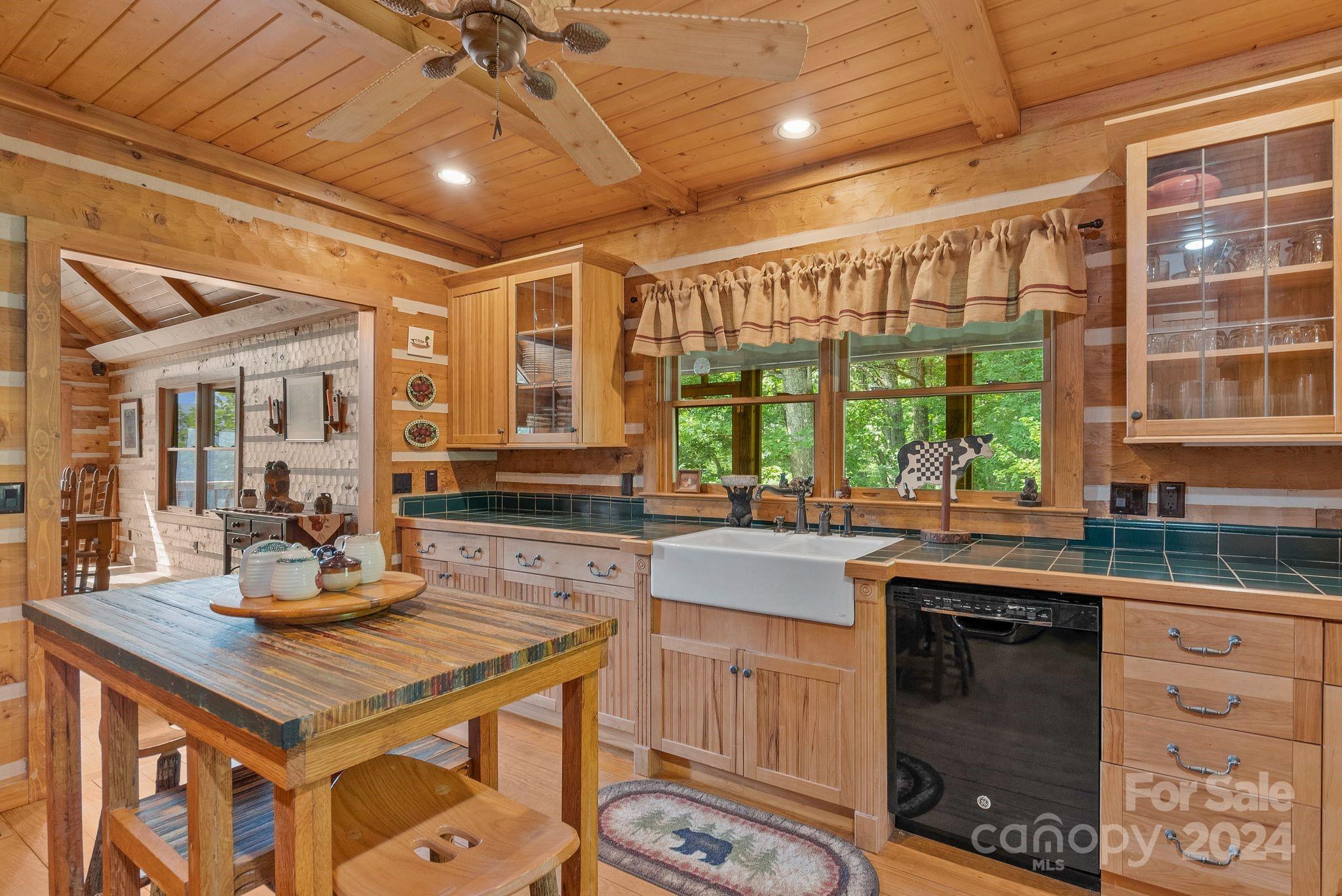 1288 Honeycutt Road Marion, NC 28752 - Photo 7 of 45 Gallery Image 7