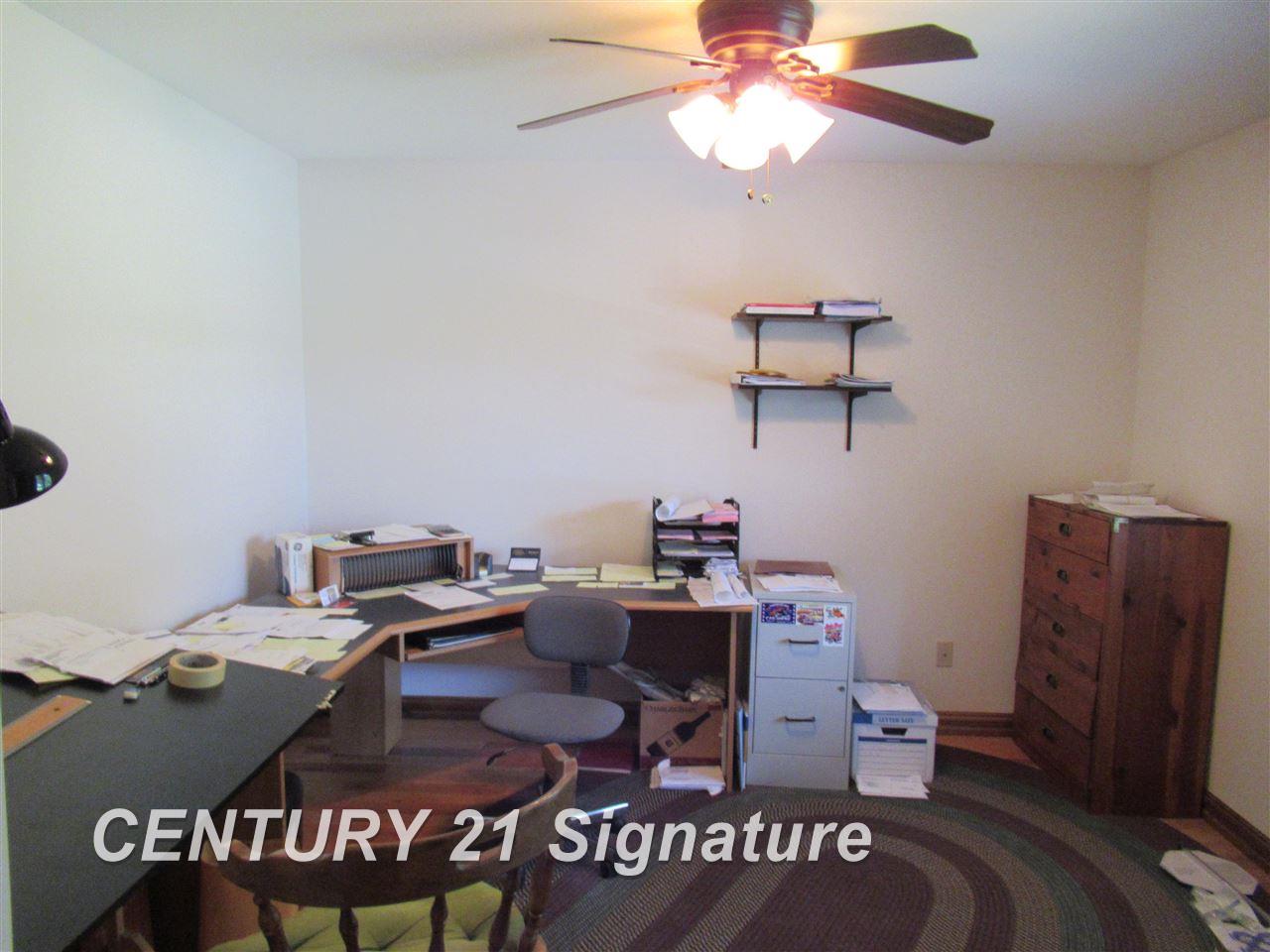 9139 Coldwater Road Flushing, MI 48433 - Photo 18 of 40