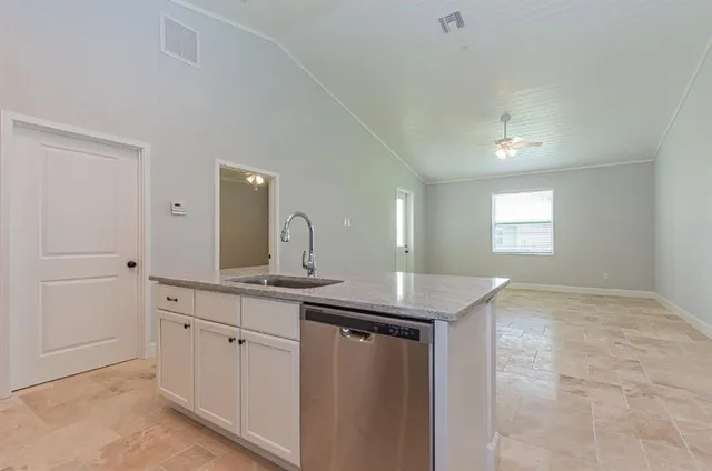 $1,645 | Undisclosed Address, Vero Beach, FL 32960