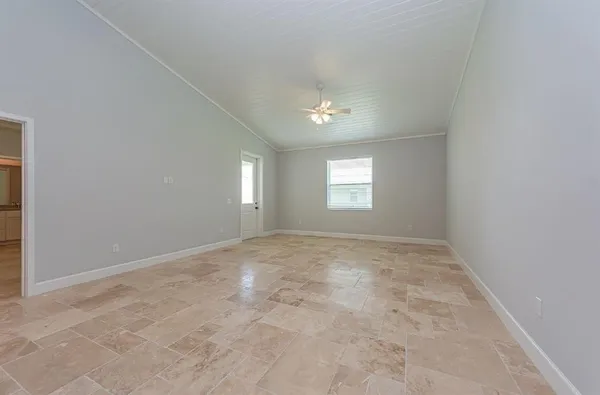 $1,645 | Undisclosed Address, Vero Beach, FL 32960