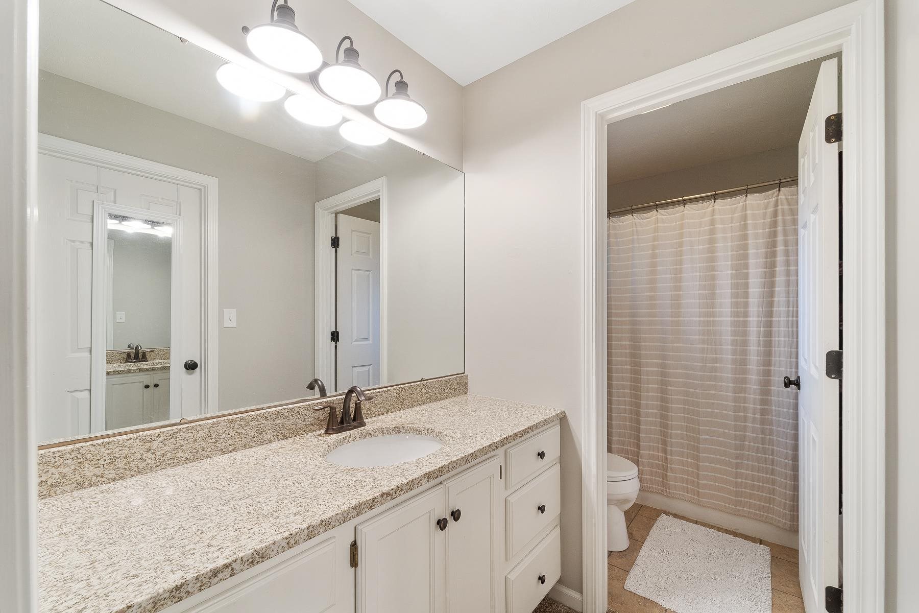1220 Dani Lane Springfield, IL 62712 - Photo 30 of 32