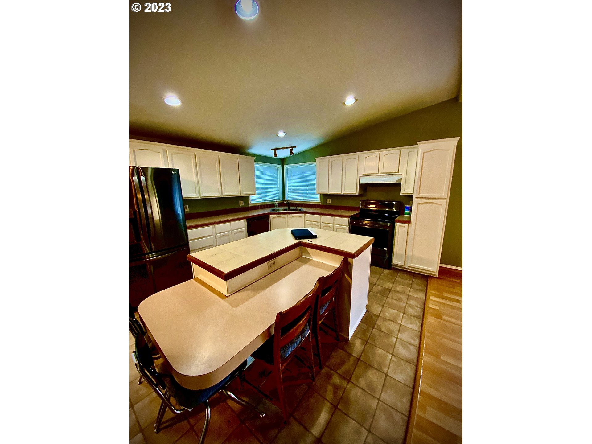 495 Robinson Road Woodland, WA 98674 - Photo 7 of 44 Gallery Image 7
