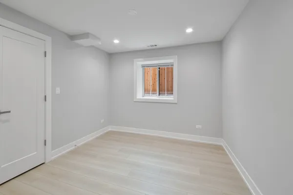 $3,695 | 4624 North Ashland Avenue, Unit 1S, Chicago, IL 60640