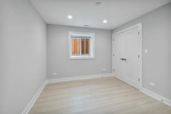 $3,695 | 4624 North Ashland Avenue, Unit 1S, Chicago, IL 60640
