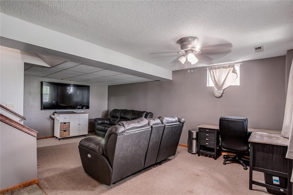 546 McDonald Road Leavenworth, KS 66048 - Photo 19 of 30