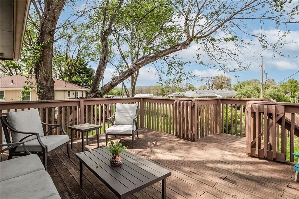 546 McDonald Road Leavenworth, KS 66048 - Photo 24 of 30