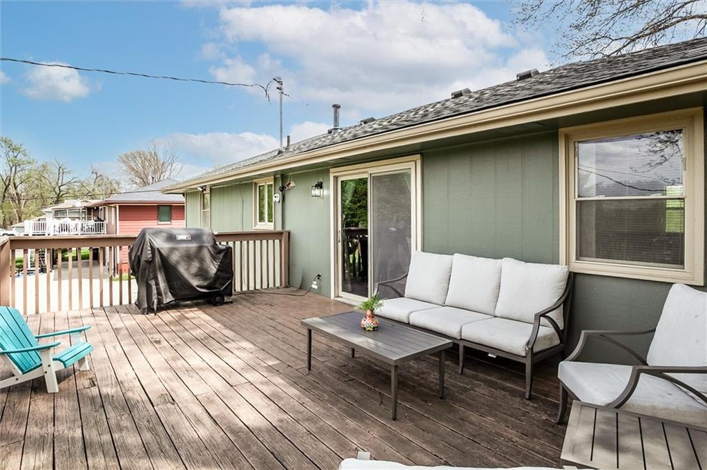 546 McDonald Road Leavenworth, KS 66048 - Photo 25 of 30