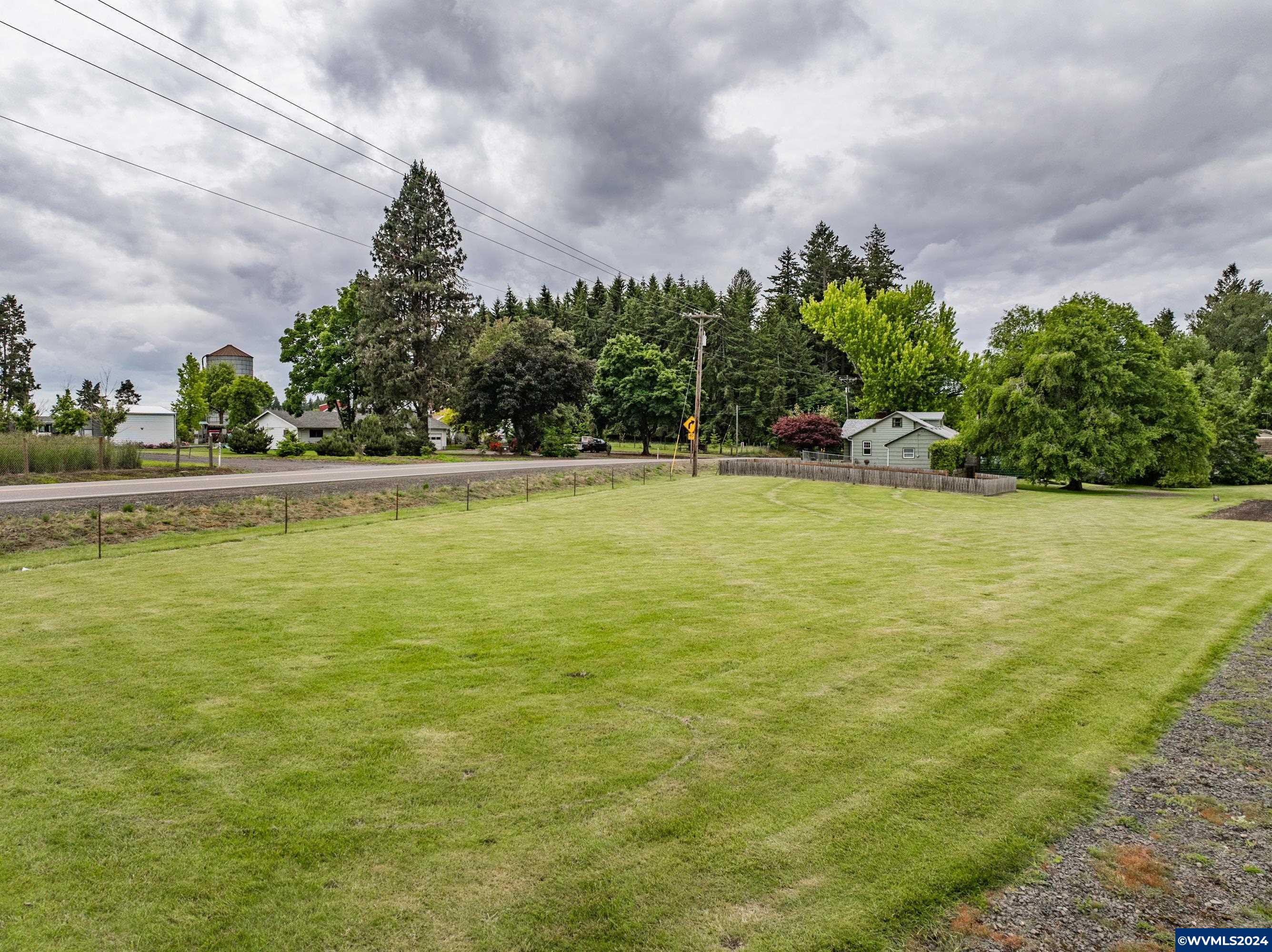 6913 Sunnyview Road Northeast Salem, OR 97305 - Photo 32 of 41 Gallery Image 32