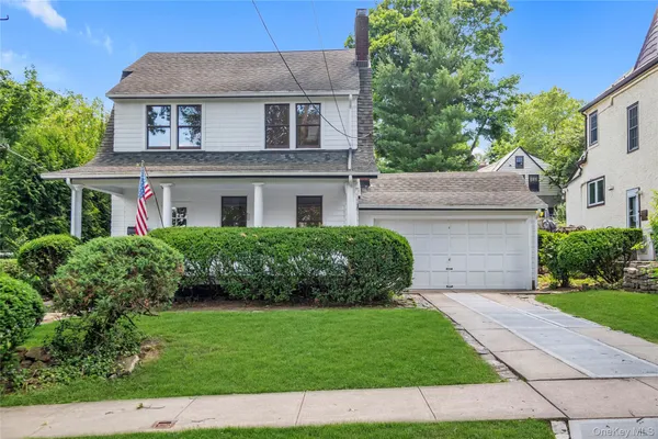 $1,399,000 | 328 Manor Road | Douglaston