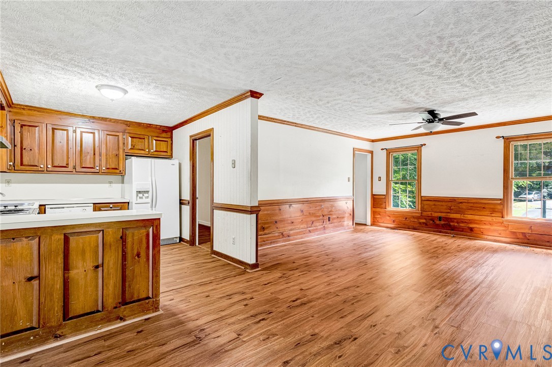 7458 Rural Point Court Mechanicsville, VA 23116 - Photo 7 of 38 Gallery Image 7