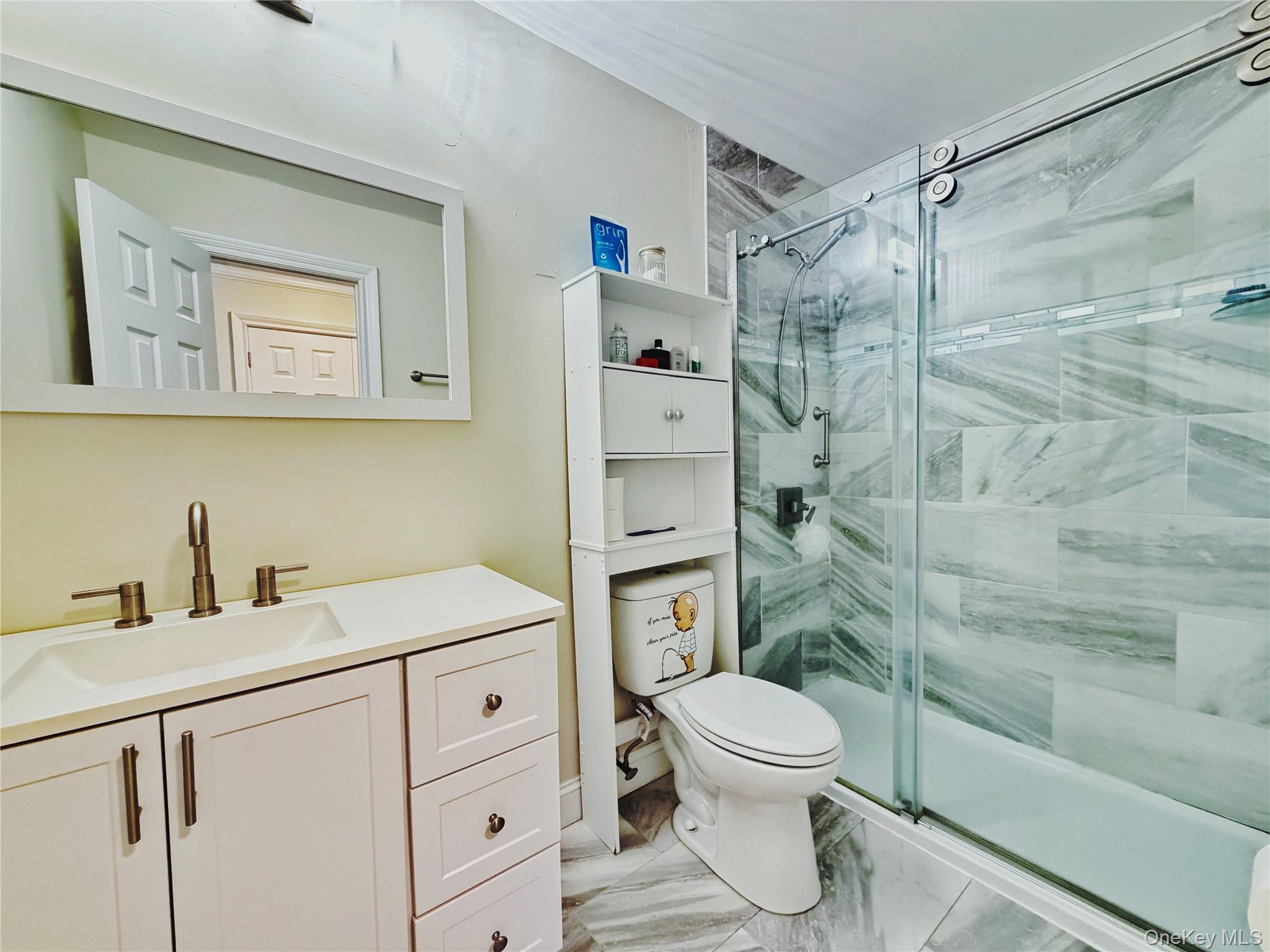 180 Country Road Medford, NY 11763 - Photo 19 of 35