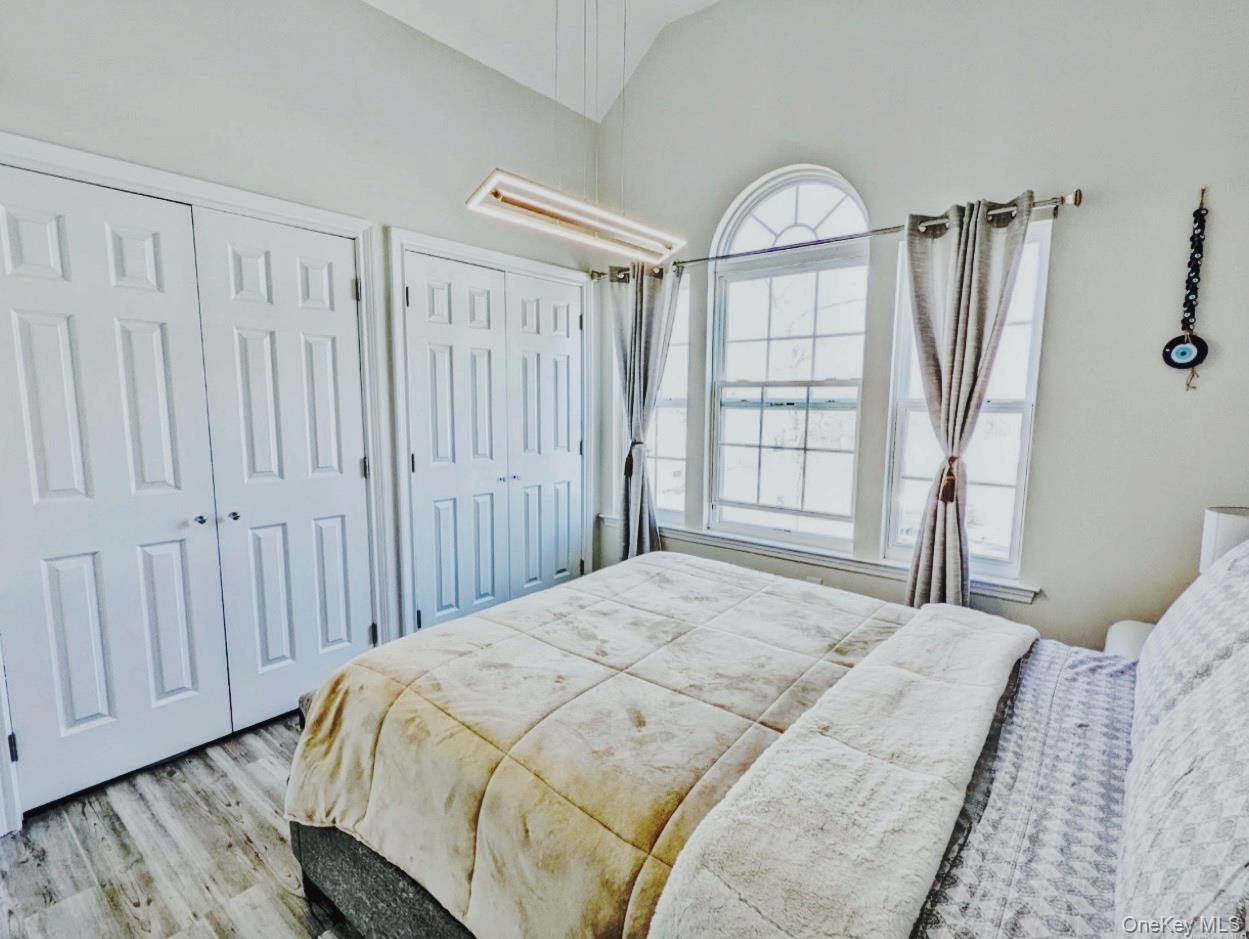 180 Country Road Medford, NY 11763 - Photo 24 of 35