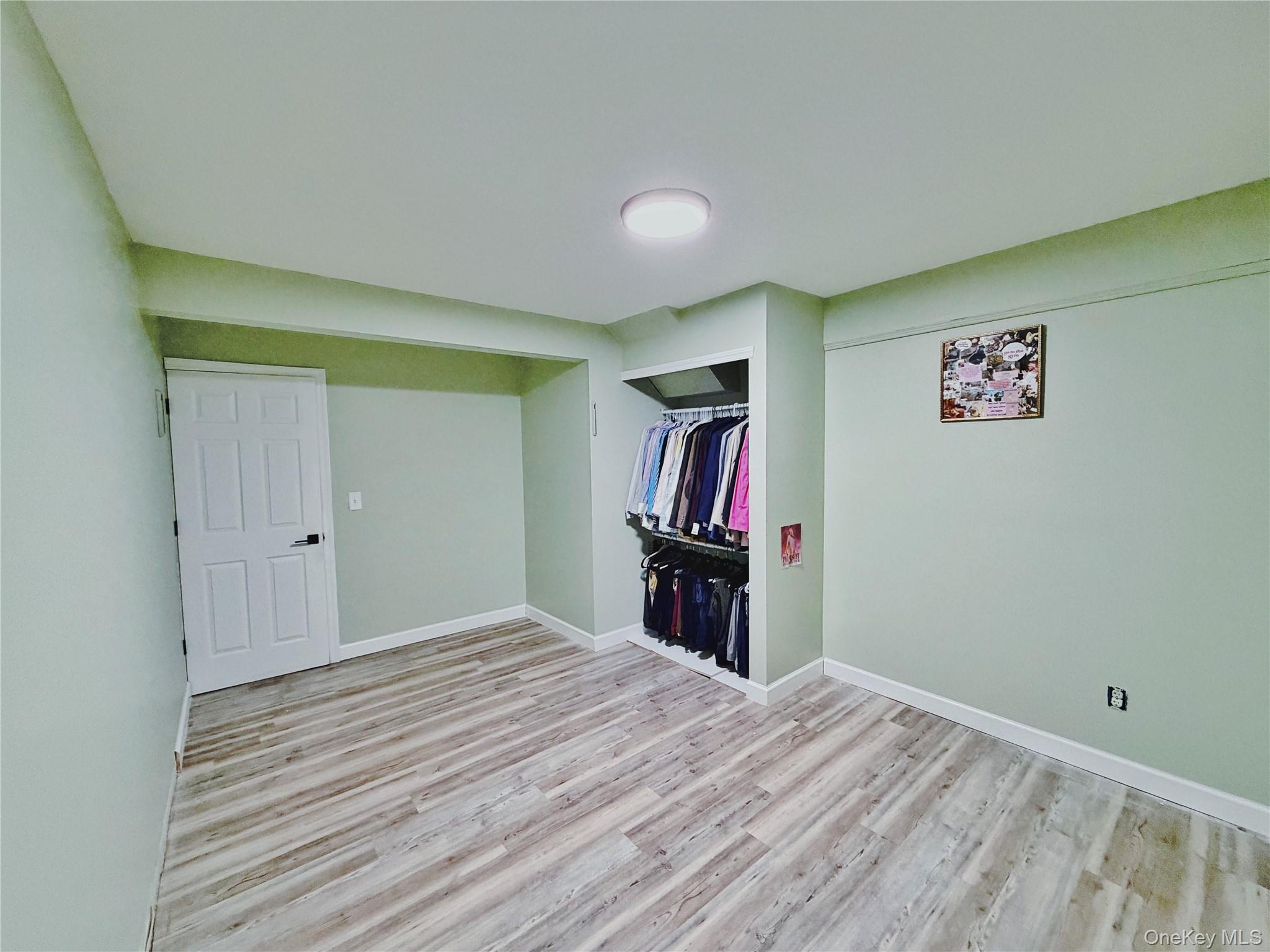 180 Country Road Medford, NY 11763 - Photo 26 of 35