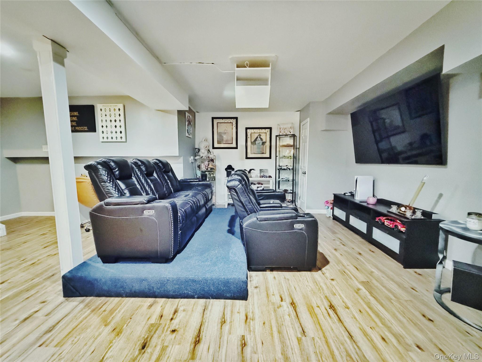 180 Country Road Medford, NY 11763 - Photo 34 of 35