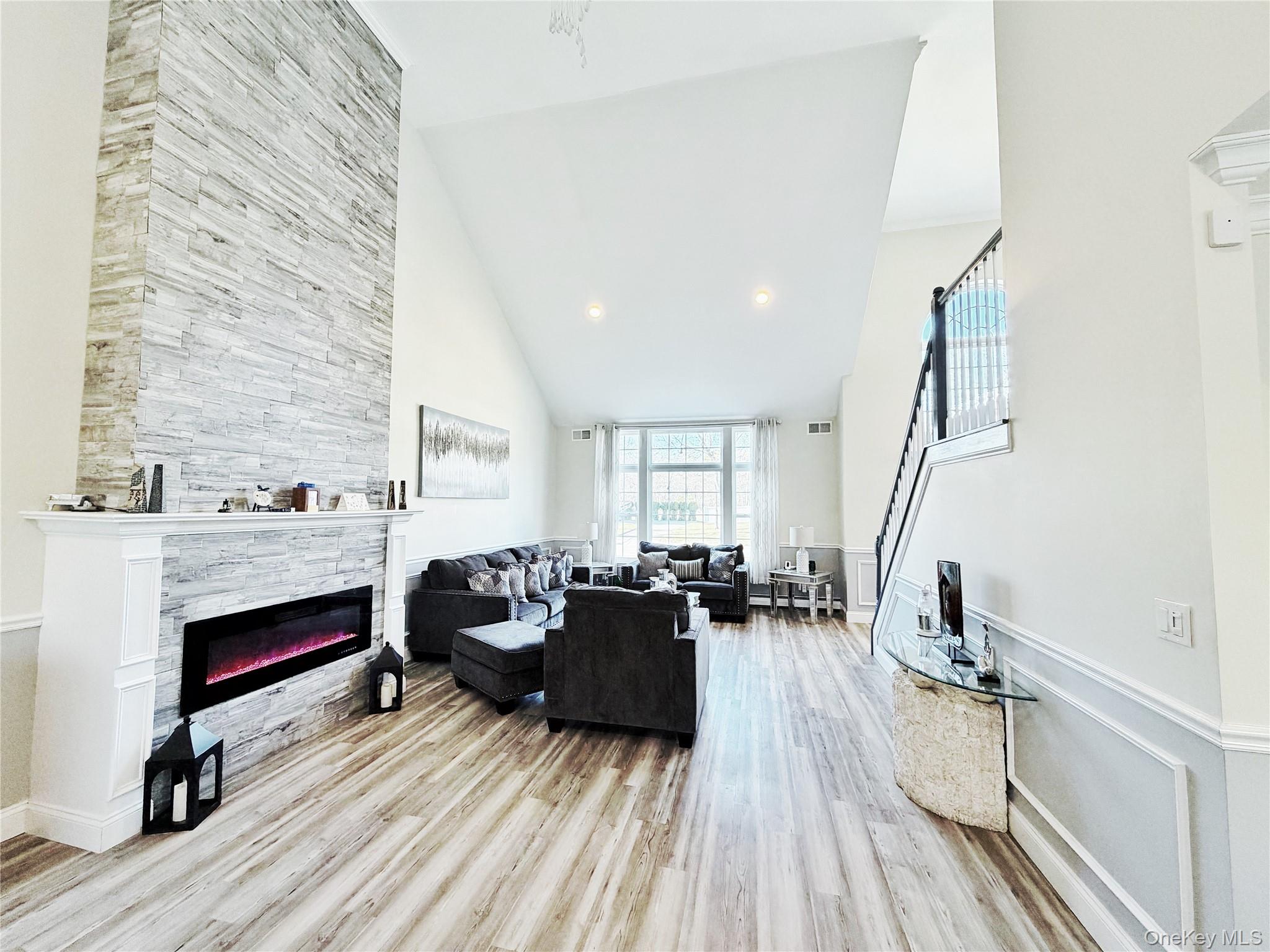 180 Country Road Medford, NY 11763 - Photo 6 of 35