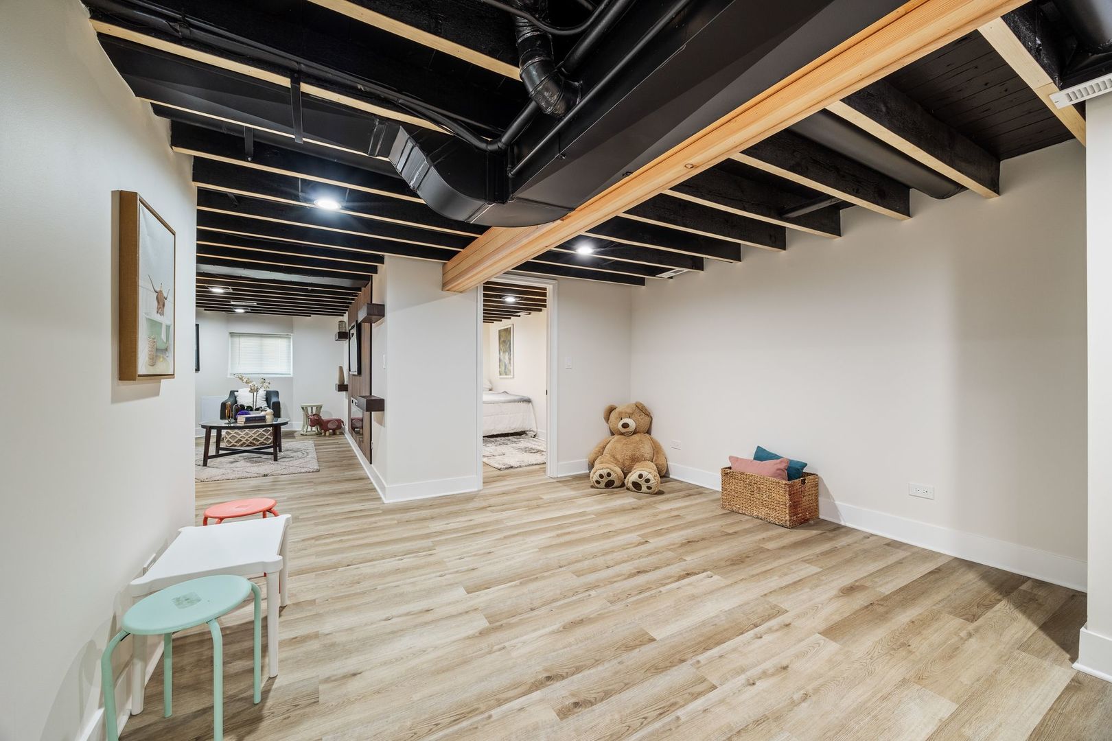 4143 North Drake Avenue Chicago, IL 60618 - Photo 30 of 40 a view of a room with gym equipment