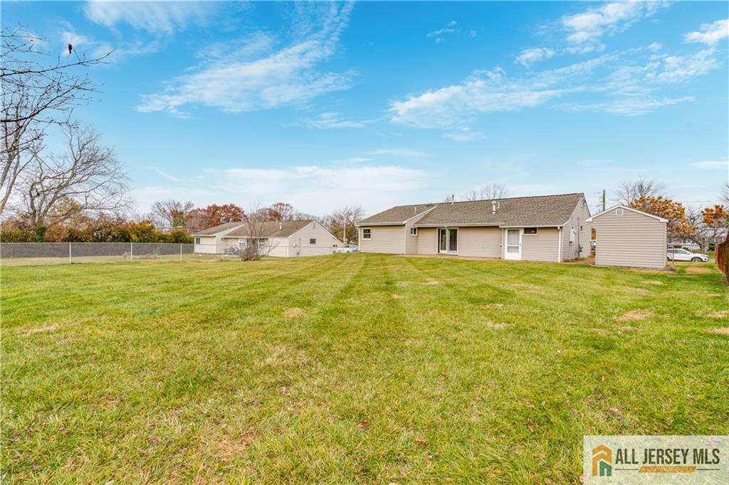 192 Kendall Road Kendall Park, NJ 08824 - Photo 19 of 23 Gallery Image 19