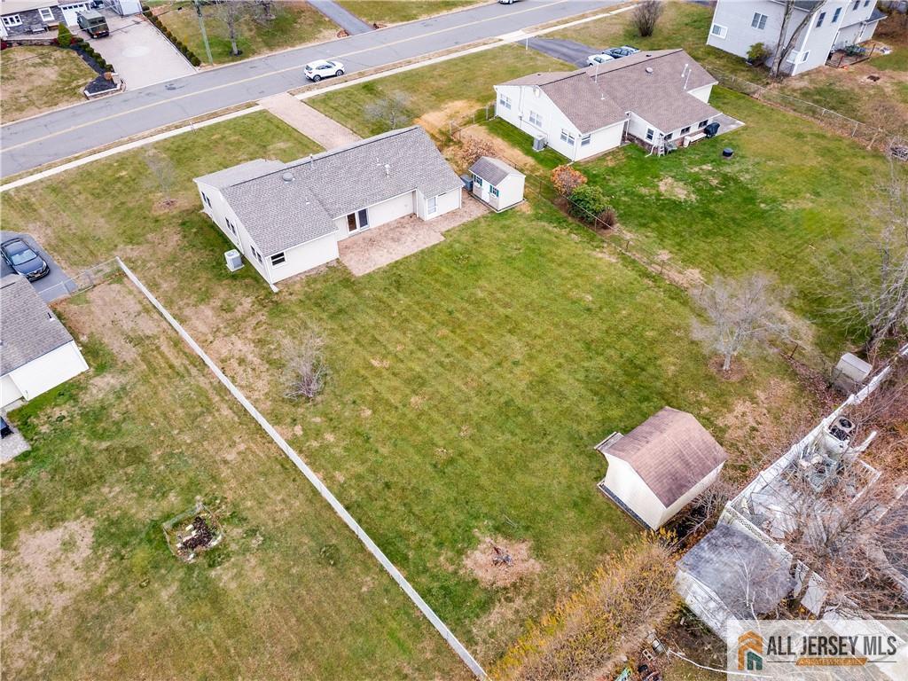 192 Kendall Road Kendall Park, NJ 08824 - Photo 21 of 23 Gallery Image 21