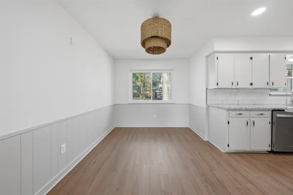 $2,350 | 5002 Cedar Creek Drive, Dickinson, TX 77539