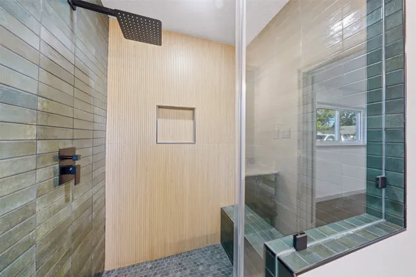 $2,350 | 5002 Cedar Creek Drive, Dickinson, TX 77539