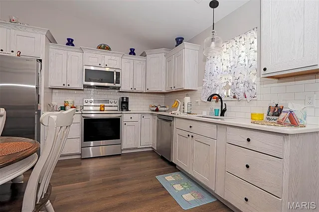 $269,000 | 810 Charmaine Drive, Bonne Terre, MO 63628