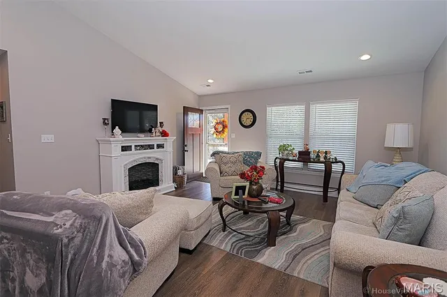 $269,000 | 810 Charmaine Drive, Bonne Terre, MO 63628