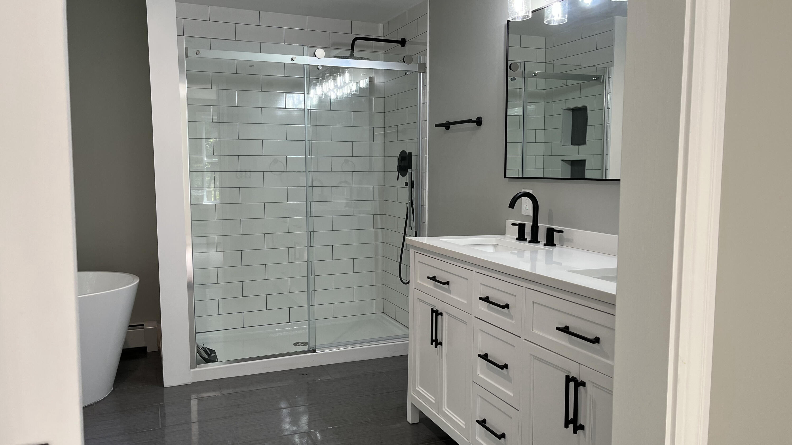 31 Quaker Ridge Road Durham, ME 04222 - Photo 6 of 16 Master bath