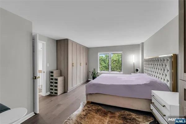 $4,200 | 309 Hancock Court, Unit M309, Edgewater, NJ 07020