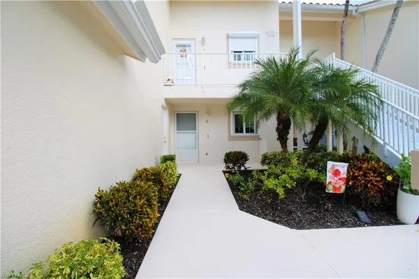 $1,695 | 333 Sunrise Cay, Unit 2, Naples, FL 34114
