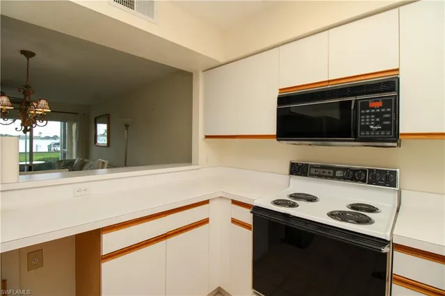 $1,795 | 333 Sunrise Cay, Unit 2, Naples, FL 34114