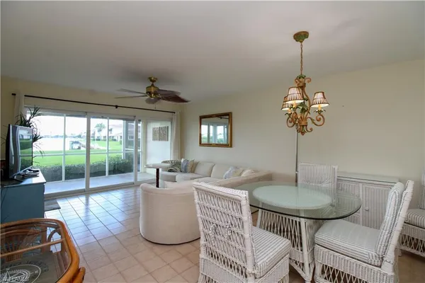 $1,695 | 333 Sunrise Cay, Unit 2, Naples, FL 34114