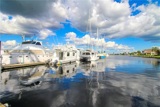 $1,795 | 333 Sunrise Cay, Unit 2, Naples, FL 34114