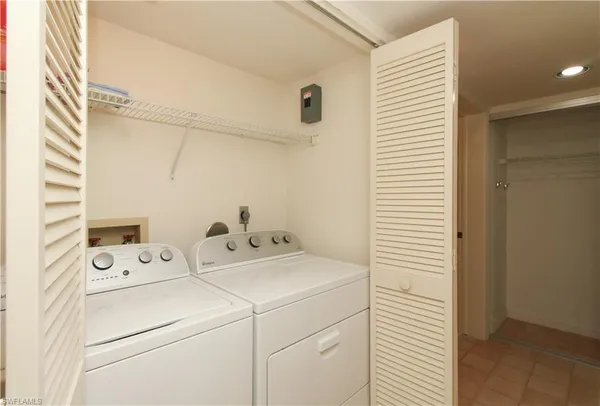 $1,695 | 333 Sunrise Cay, Unit 2, Naples, FL 34114