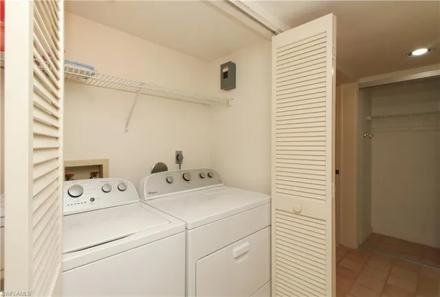 $1,795 | 333 Sunrise Cay, Unit 2, Naples, FL 34114