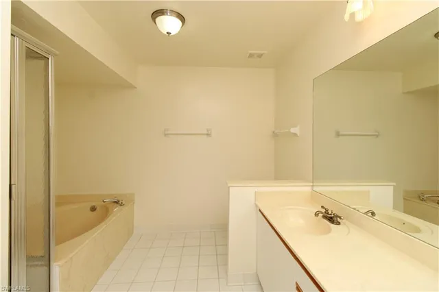 $1,795 | 333 Sunrise Cay, Unit 2, Naples, FL 34114