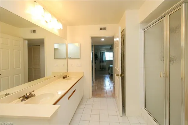 $1,695 | 333 Sunrise Cay, Unit 2, Naples, FL 34114