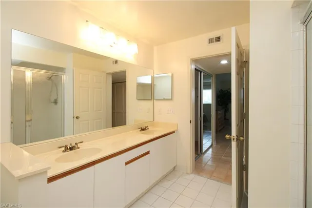 $1,795 | 333 Sunrise Cay, Unit 2, Naples, FL 34114