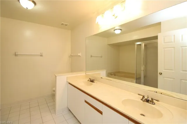 $1,795 | 333 Sunrise Cay, Unit 2, Naples, FL 34114