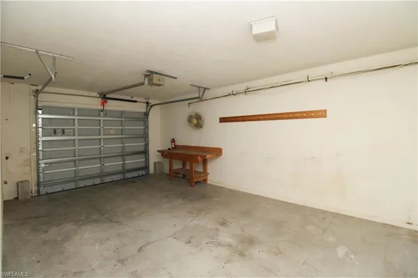 $1,695 | 333 Sunrise Cay, Unit 2, Naples, FL 34114