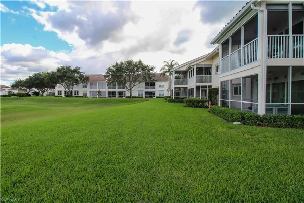 $1,695 | 333 Sunrise Cay, Unit 2, Naples, FL 34114