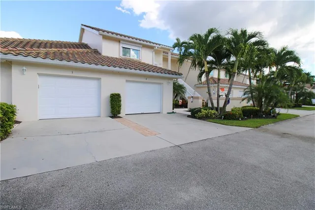 $1,795 | 333 Sunrise Cay, Unit 2, Naples, FL 34114