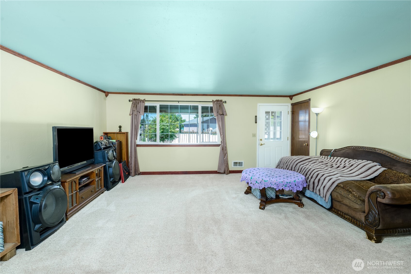 70 Ridge Place Sequim, WA 98382 - Photo 9 of 39