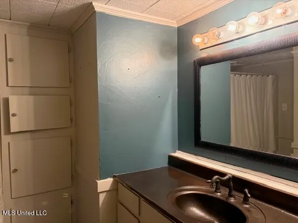 $180,000 | 715 Alderman Lane Southwest, Brookhaven, MS 39601