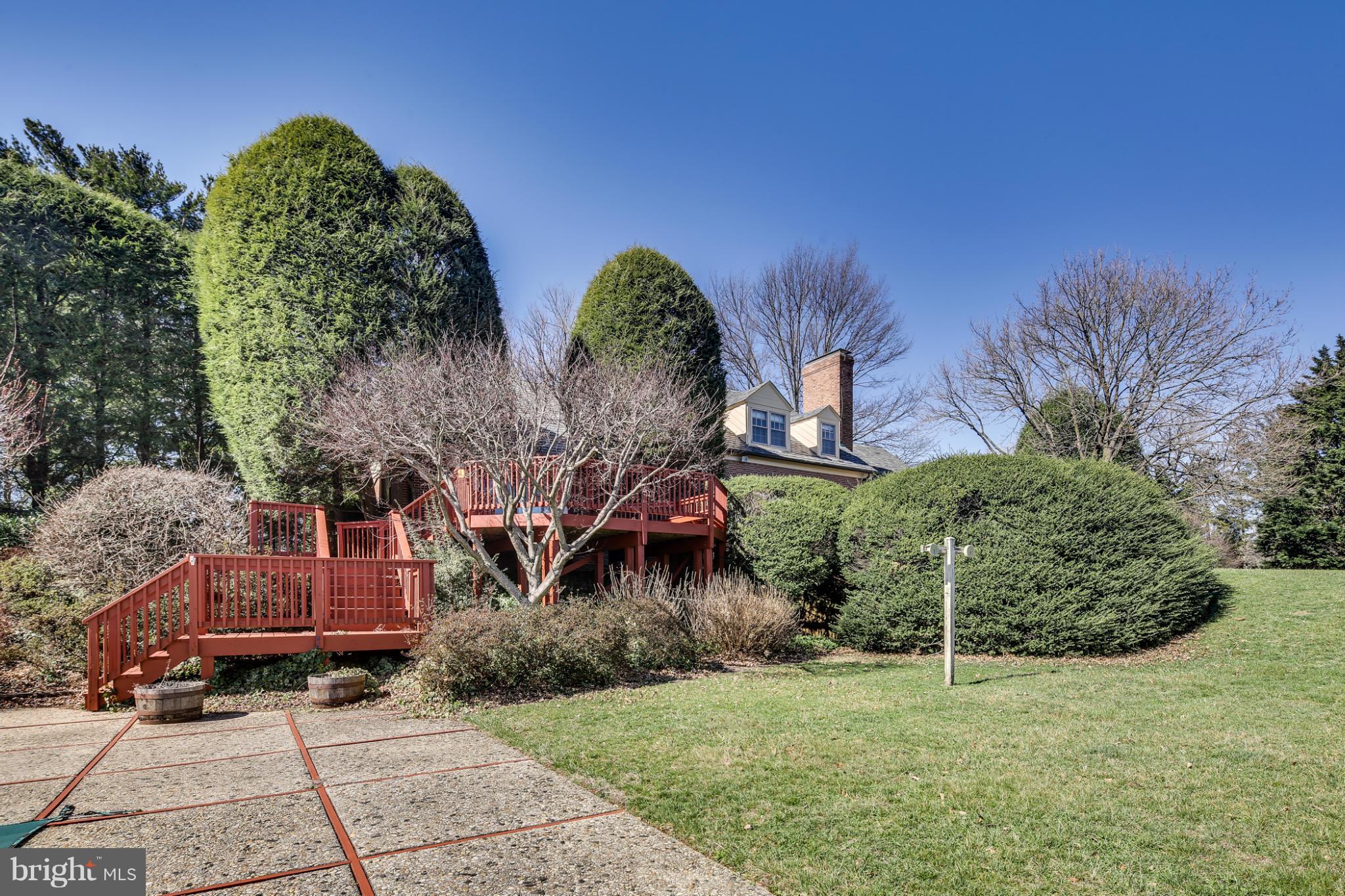 1107 South Rolling Road Catonsville, MD 21228 - Photo 25 of 30 Exterior (Rear)
