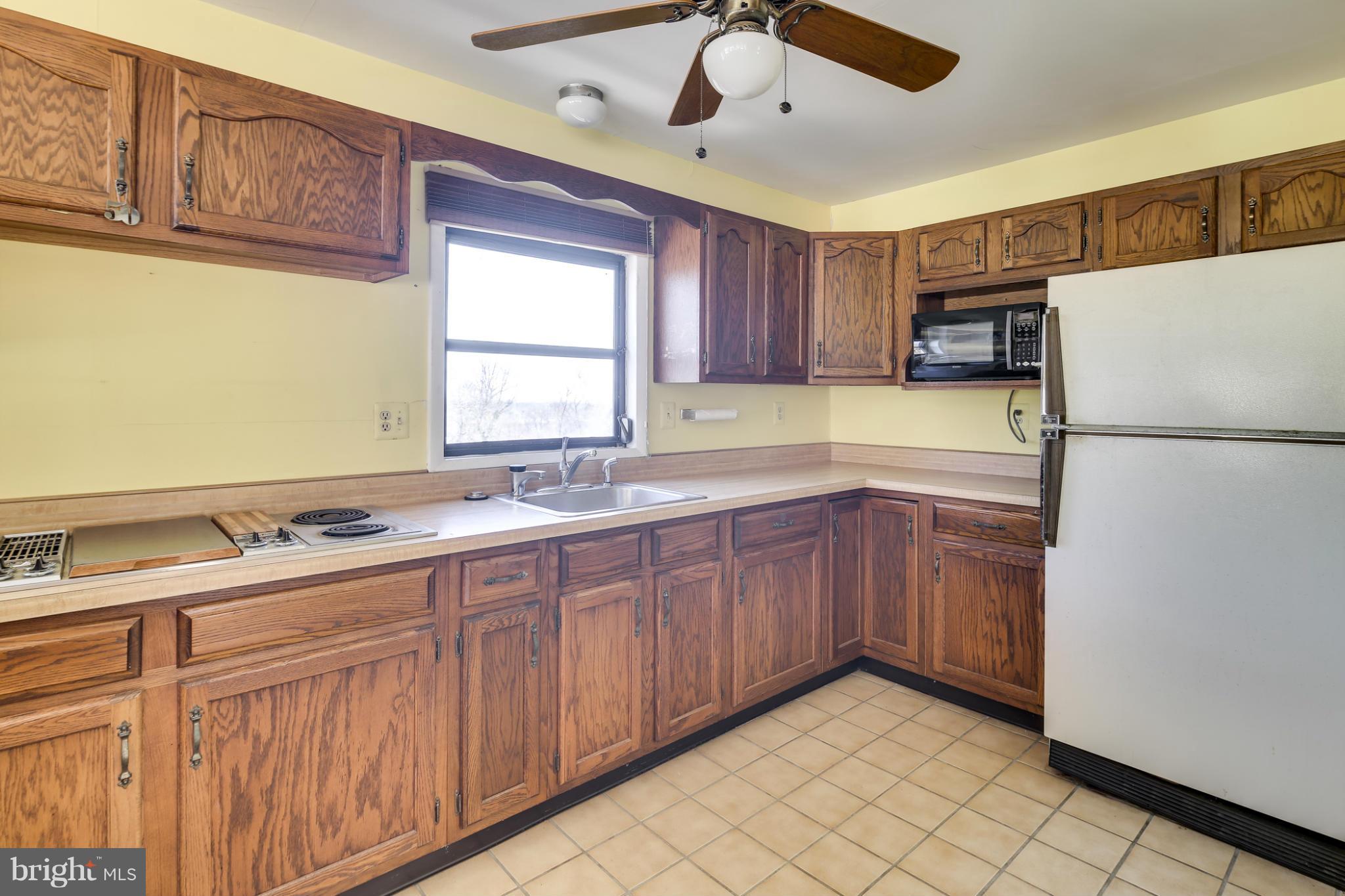 1107 South Rolling Road Catonsville, MD 21228 - Photo 28 of 30 Pool House